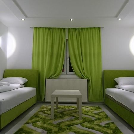 نوفي بازار Lepi Apartments المظهر الخارجي الصورة