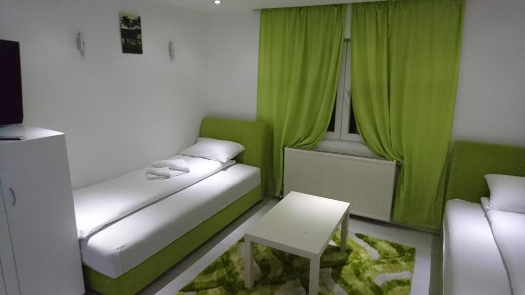 نوفي بازار Lepi Apartments المظهر الخارجي الصورة